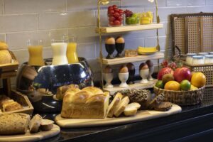 Buffet du petit-déjeuner, sucré salé au Welcome Hôtel Paris - Hiver à Paris