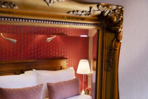 Book a Hotel with Good Reviews in Paris Center
